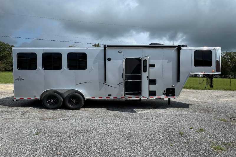 Trailer Photo 2