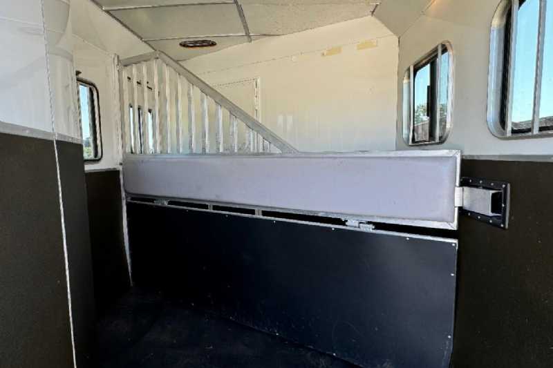 Trailer Photo 21