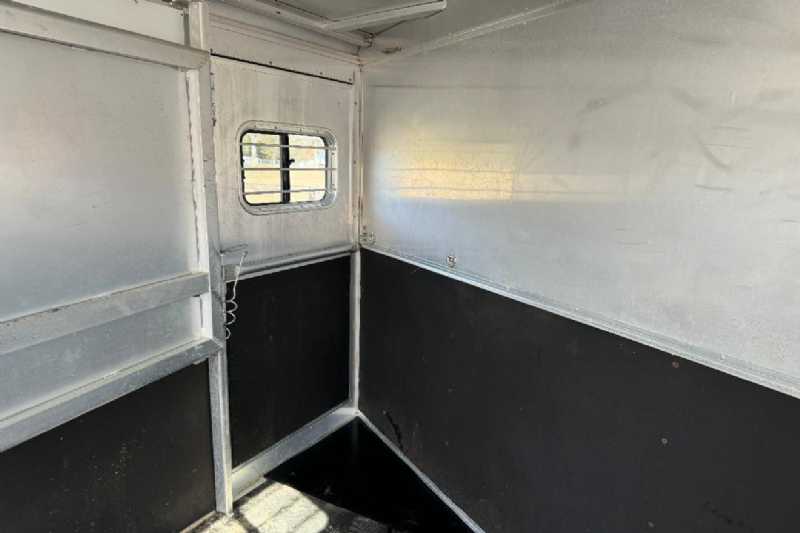 Trailer Photo 15