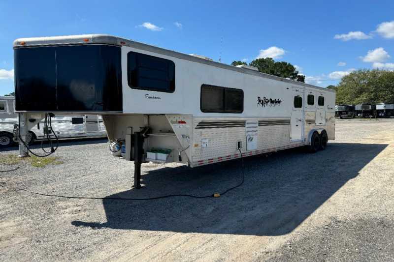 Trailer Photo 7
