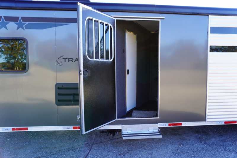 Trailer Photo 6