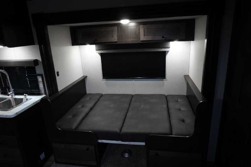 Trailer Photo 15
