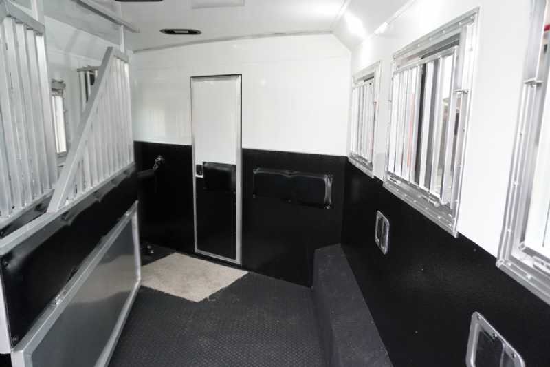 Trailer Photo 30