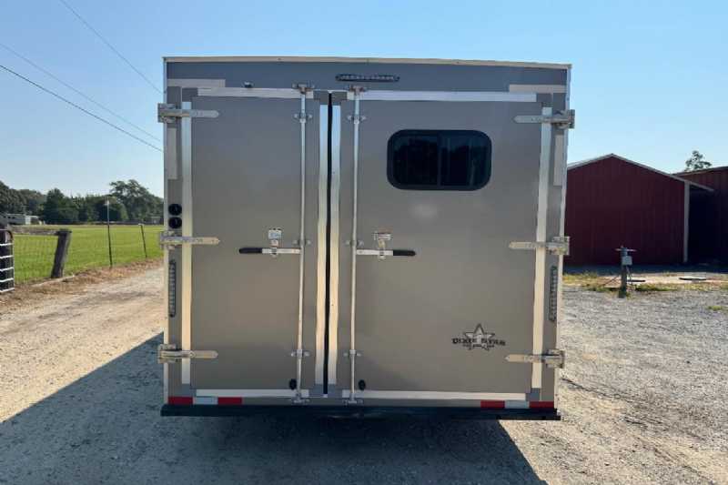 Trailer Photo 6