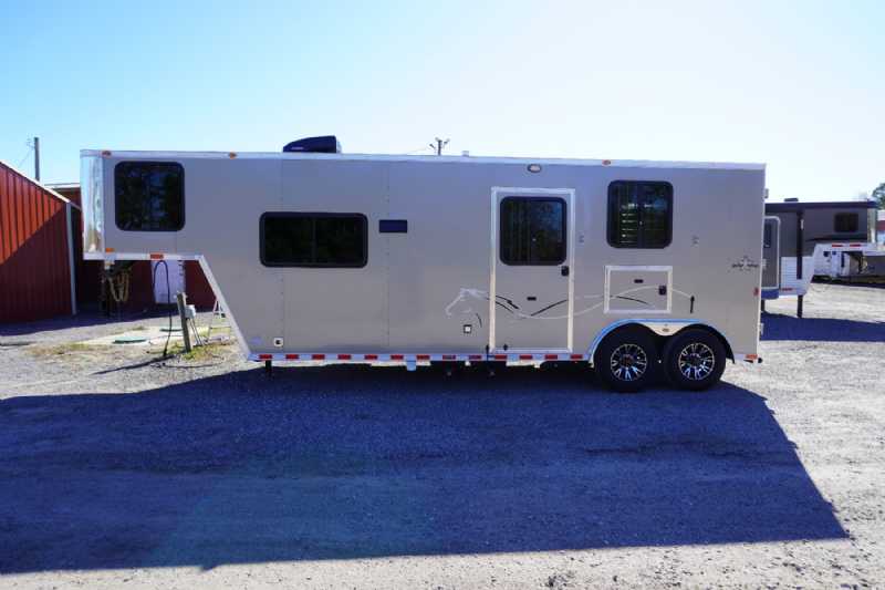 Trailer Photo 3
