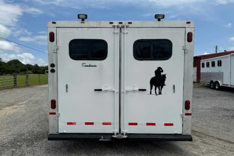Trailer Photo 7