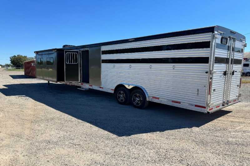 Trailer Photo 6