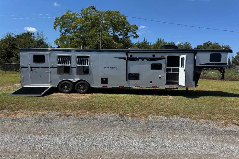 Trailer Photo 2