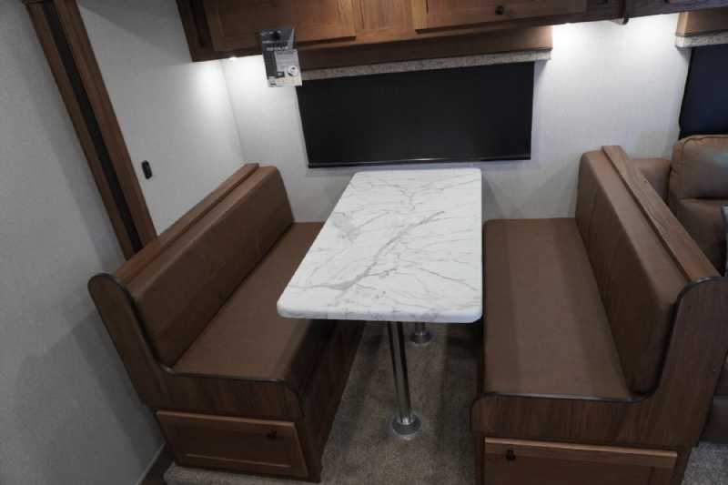 Trailer Photo 19