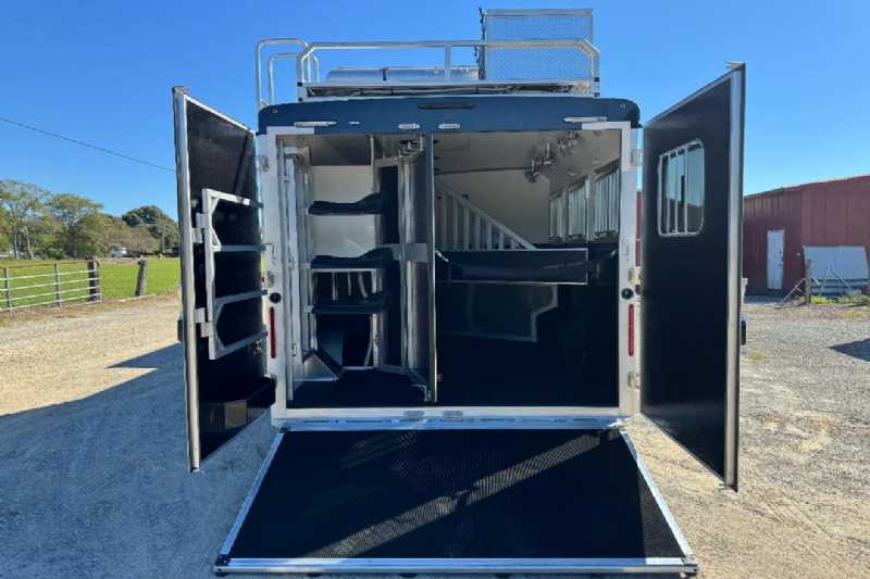 Trailer Photo 32