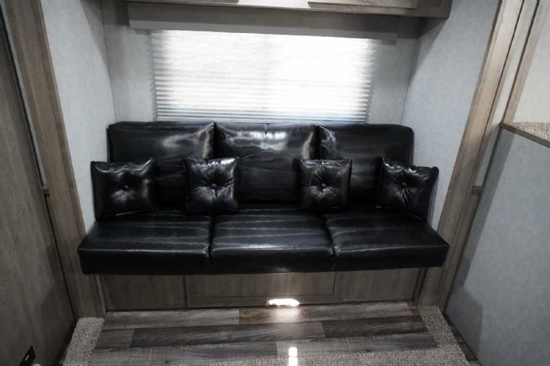 Trailer Photo 10