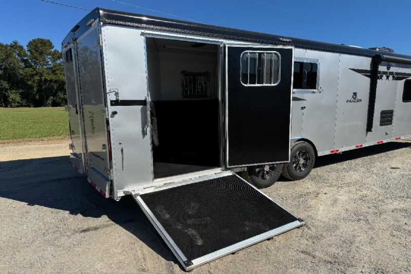 Trailer Photo 28