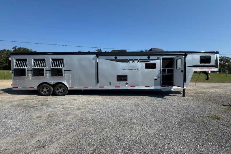 Trailer Photo 2