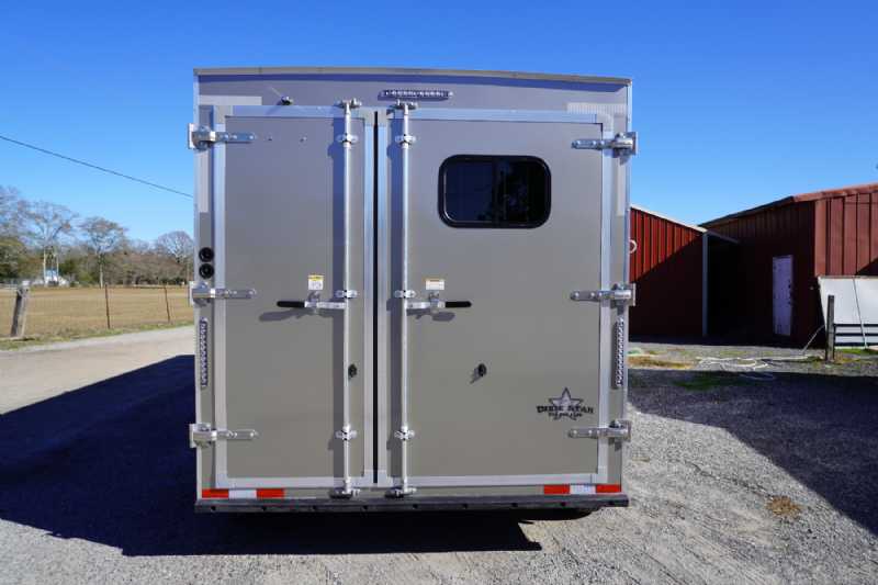 Trailer Photo 5