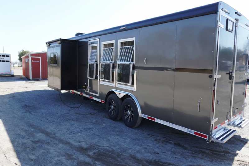 Trailer Photo 11