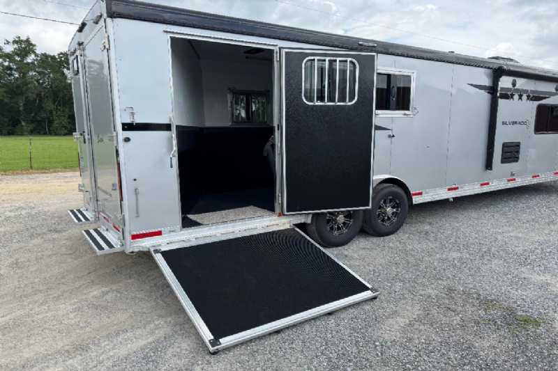 Trailer Photo 25