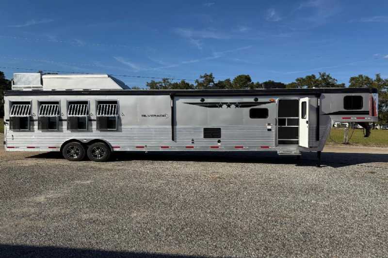 Trailer Photo 2