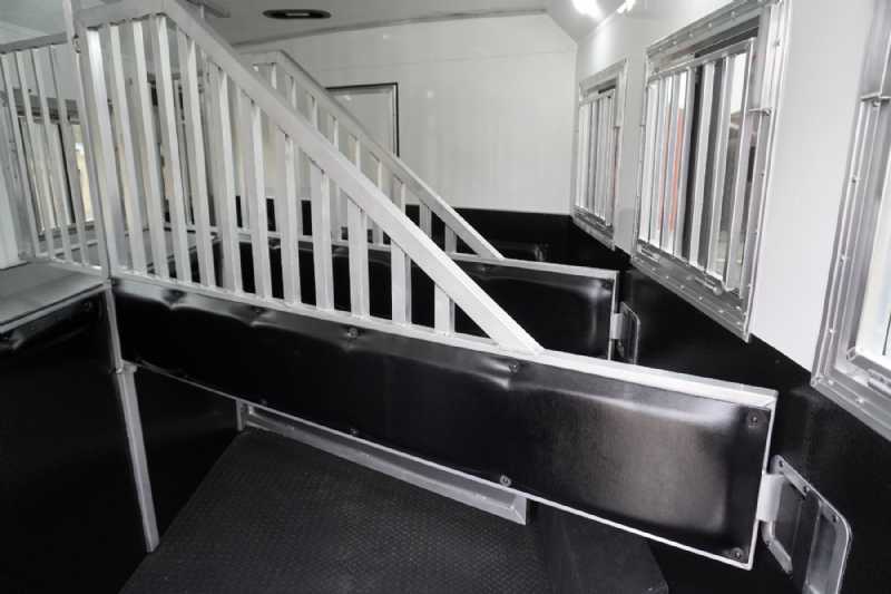 Trailer Photo 28