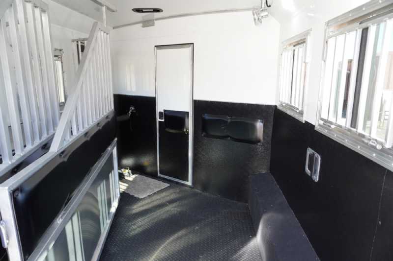 Trailer Photo 28