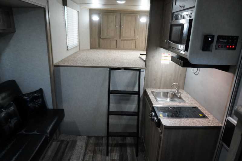 Trailer Photo 7