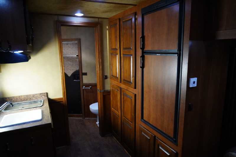 Trailer Photo 16