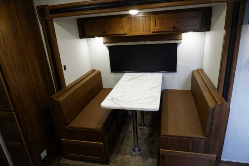 Trailer Photo 11
