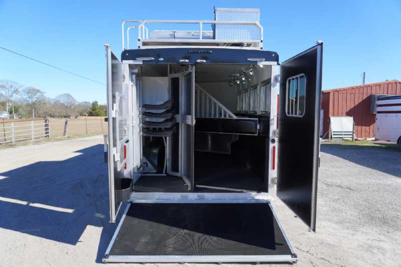 Trailer Photo 28