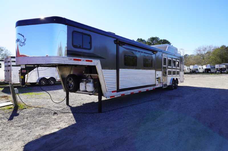 Trailer Photo 5