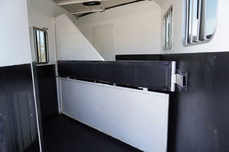 Trailer Photo 15