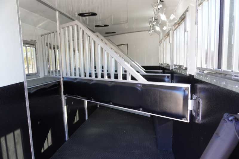 Trailer Photo 29