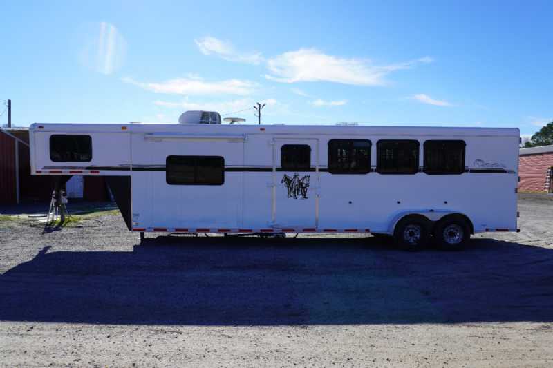 Trailer Photo 4