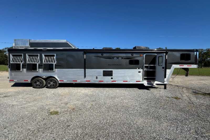 Trailer Photo 2