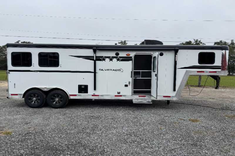 Trailer Photo 2