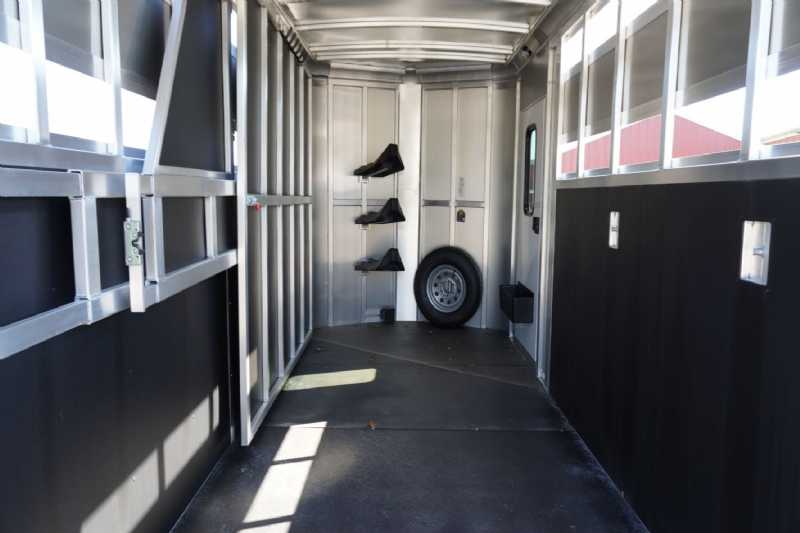 Trailer Photo 11