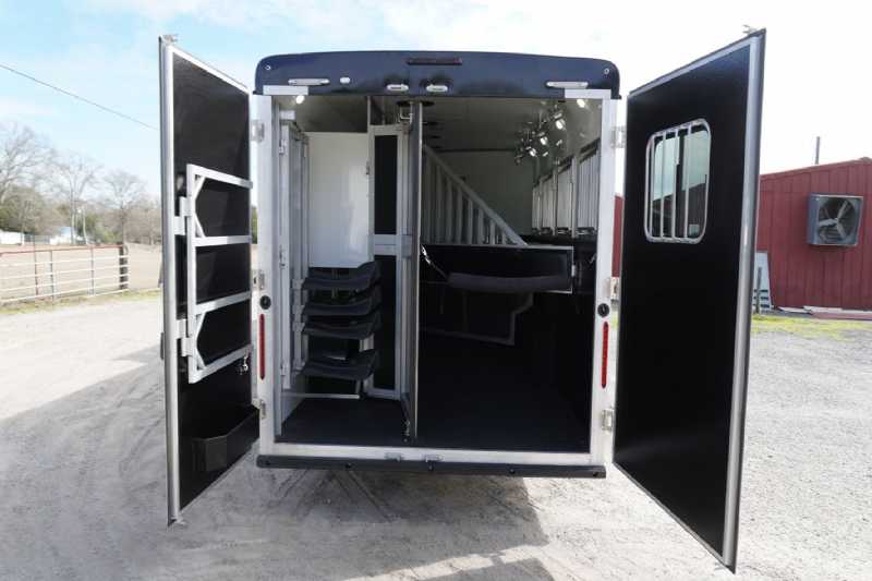 Trailer Photo 27