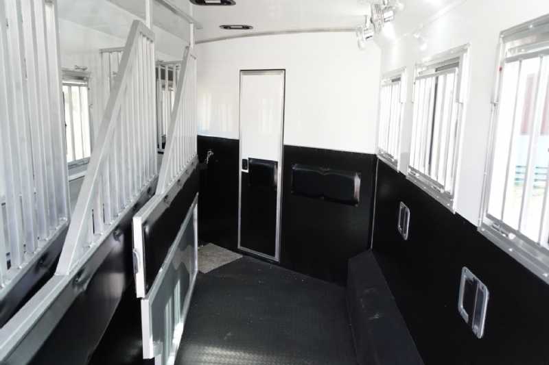 Trailer Photo 31