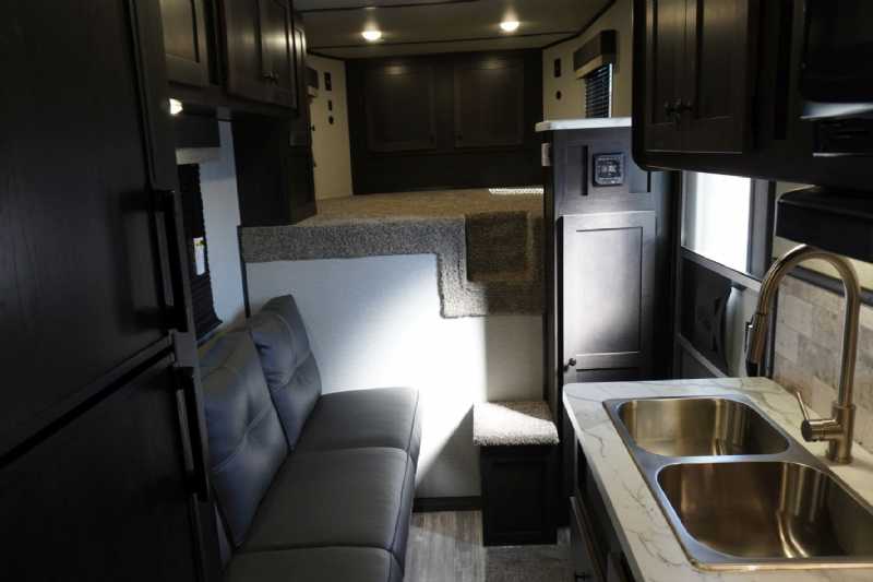 Trailer Photo 9