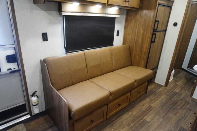 Trailer Photo 20
