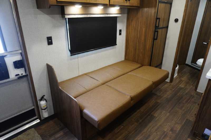 Trailer Photo 21