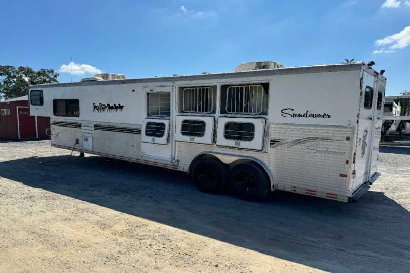 Trailer Photo 8