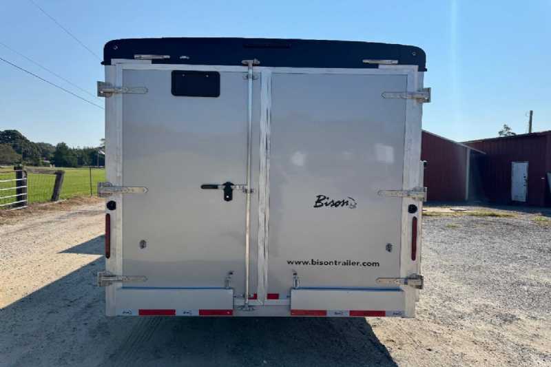 Trailer Photo 7