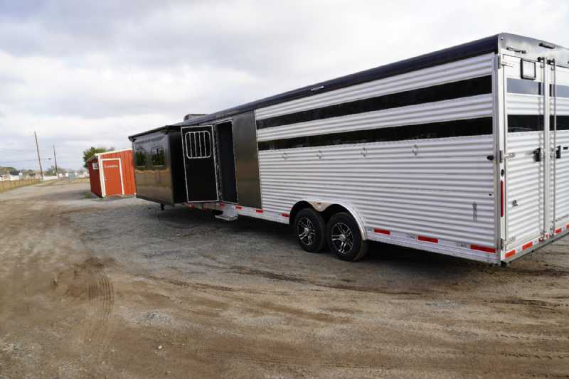 Trailer Photo 6