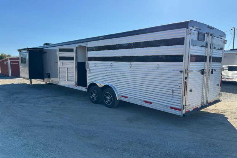 Trailer Photo 7