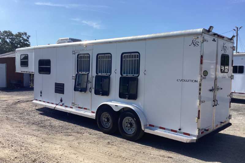 Trailer Photo 5